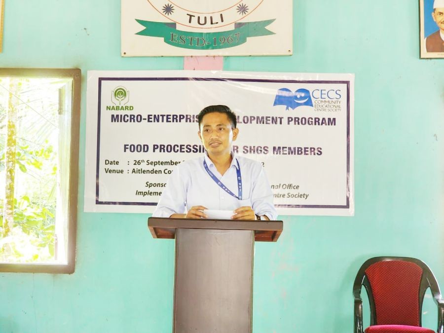 S Amarjit Mangang, DDM NABARD speaking addressing the inaugural programme at Aitlenden Community Hall, Tul I on September 26.